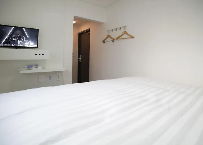 K-guesthouse Dongdaemun Premium 2 2* Сеул