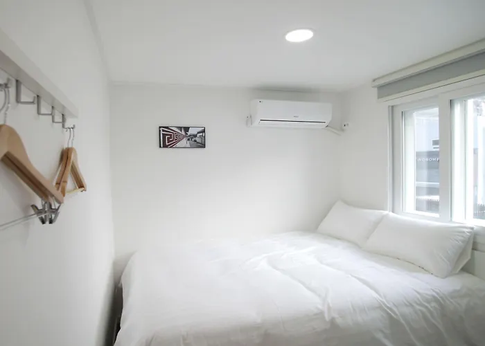 Гостевой дом K-guesthouse Dongdaemun Premium 2 2*